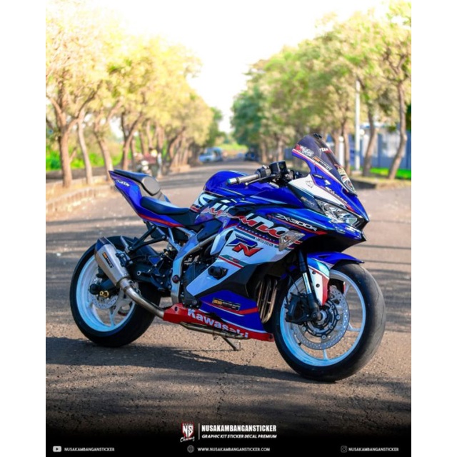 Stiker Decal Motor Kawasaki Ninja ZX 25R fi Full Body Biru Putih Grafis Racing Team Sticker Variasi 