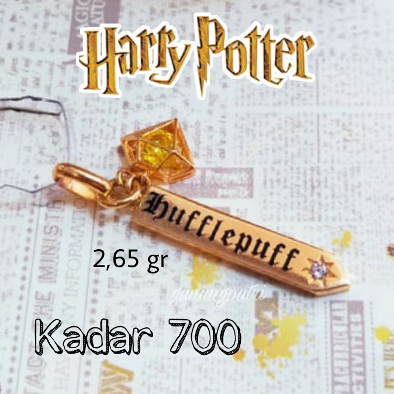 liontin harry potter hufflepuff