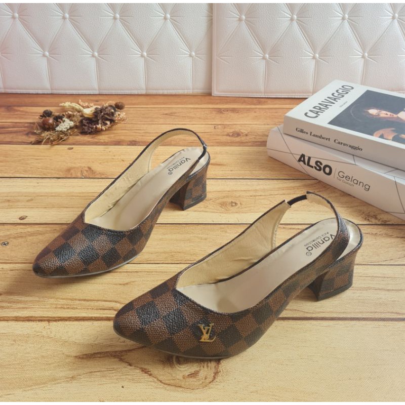 ABBUSHOES Hs 102 -new Hak tahu bapau tali wanita