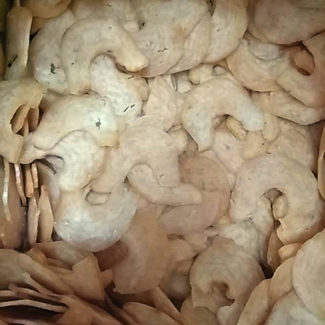 

Krupuk udang mentah 235g uk mede/kecil KRUPUK NY. CORRY BY MDS