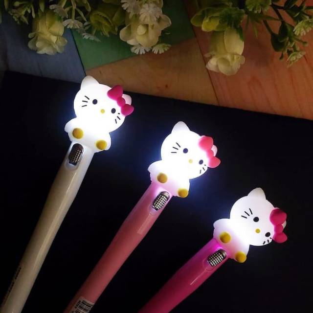 

Pulpen Lampu Hello Kitty bisa nyala / Hello Kitty LED Pen