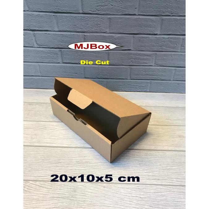 

Kardus/Karton box Uk. 20x10x5 cm.........Kardus Pizza