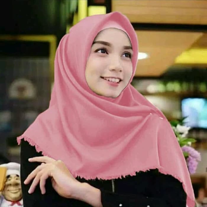WAJIB PUNYA JILBAB SAUDIA RAWIS SEGI EMPAT MURAH /HIJAB SAUDIA RAWIS / KERUDUNG SAUDIA RAWIS TERBARU-Dusty Pink