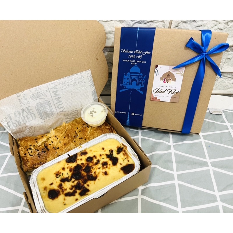 

Hampers Ramadhan Idul Fitri Pasta Lasagna/Brule & Picnic Roll Bundling