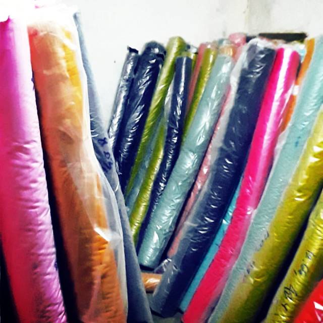 

Katun minyak /yard /lebar 150 cm