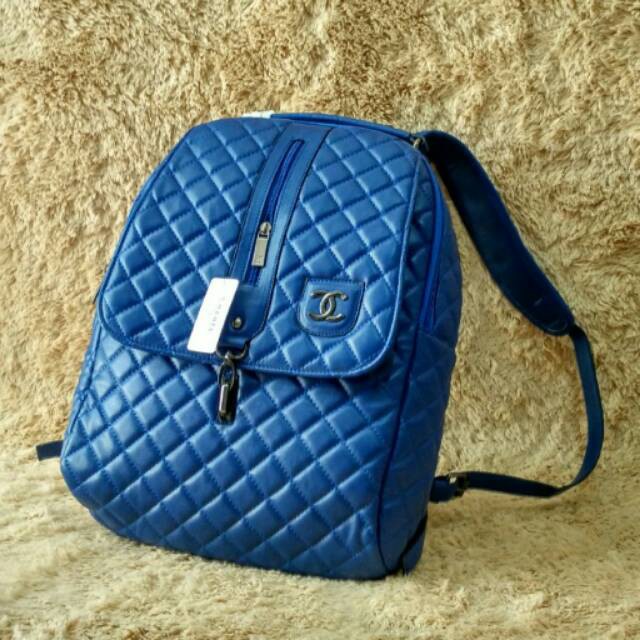 Terbaru Tas Ransel Wanita Branded Chanel Resleting Tengah Warna Biru Navy Blue