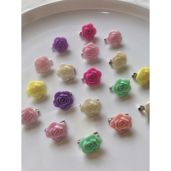 Bros imut per pcs / bros dagu mini / bros clay / bros mini / bros karakter / bros cantik-Mawar