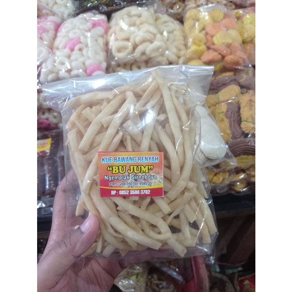 

Kue Bawang Gurih Nikmatttt