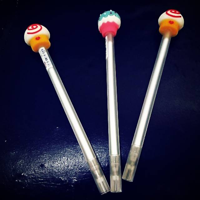 

3 bolpen karakter