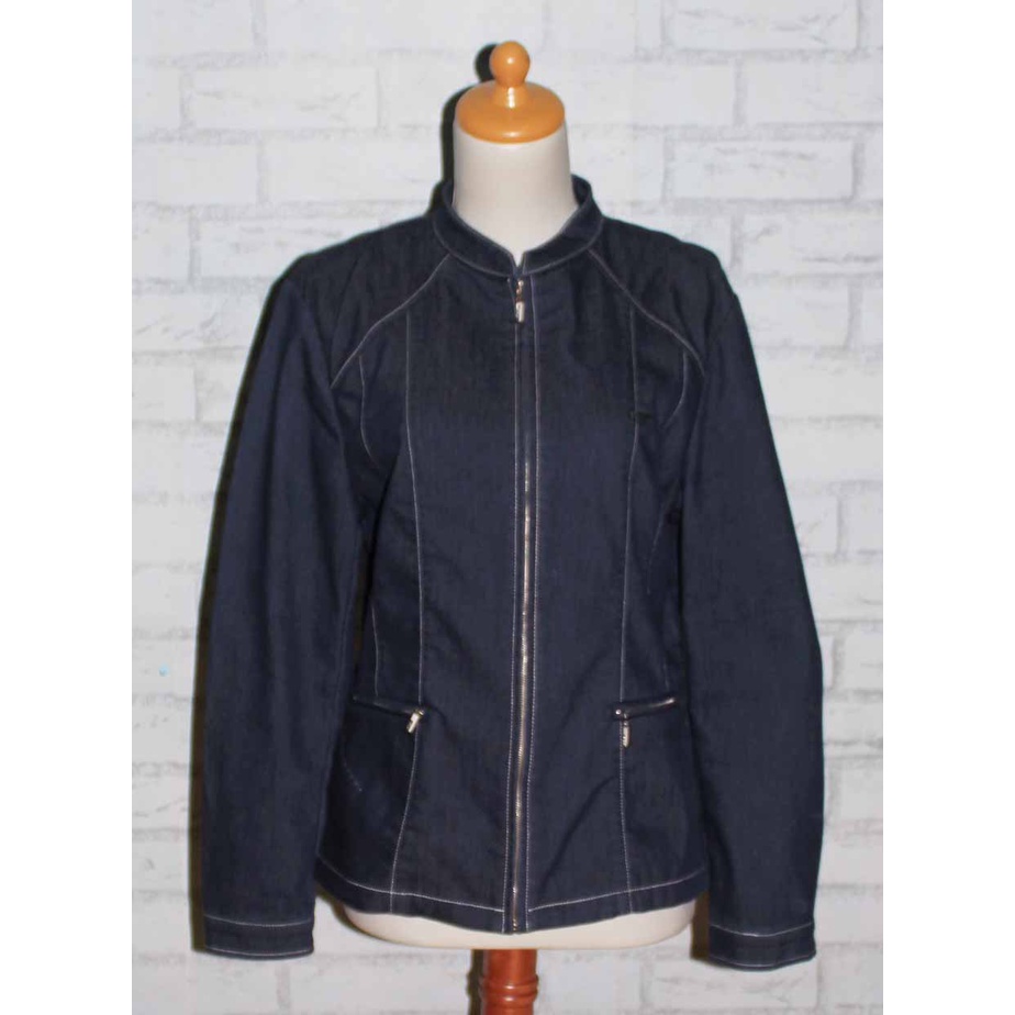 Jaket SGF Superior Ukuran L Preloved