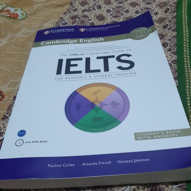 (preloved) CAMBRIDGE ENGLISH IELTS PREPARATION