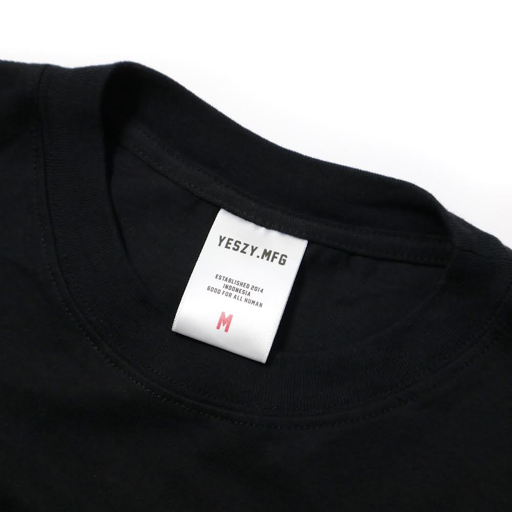 YESZY.MFG Tshirt Black Cyber Storm