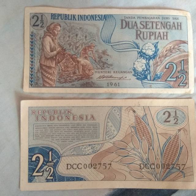 21/2 rupiah tahun baru 1961