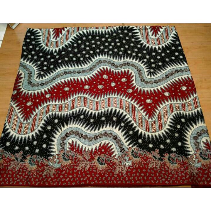 Kain Batik Primisima Solo motif kembang lurik lurik duri