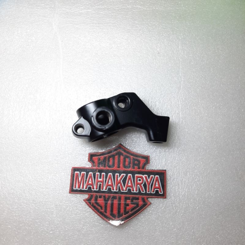 KLEMAN RUMAH DUDUKAN HANDEL HANDLE KOPLING KIRI LH YAMAHA RXS RXSPESIAL RX-S