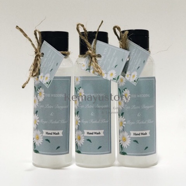 Souvenir pernikahan hand soap / sabun cuci tangan
