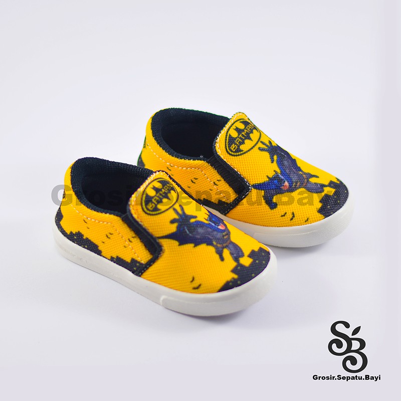 sepatu anak laki laki slip on motif superhero murah