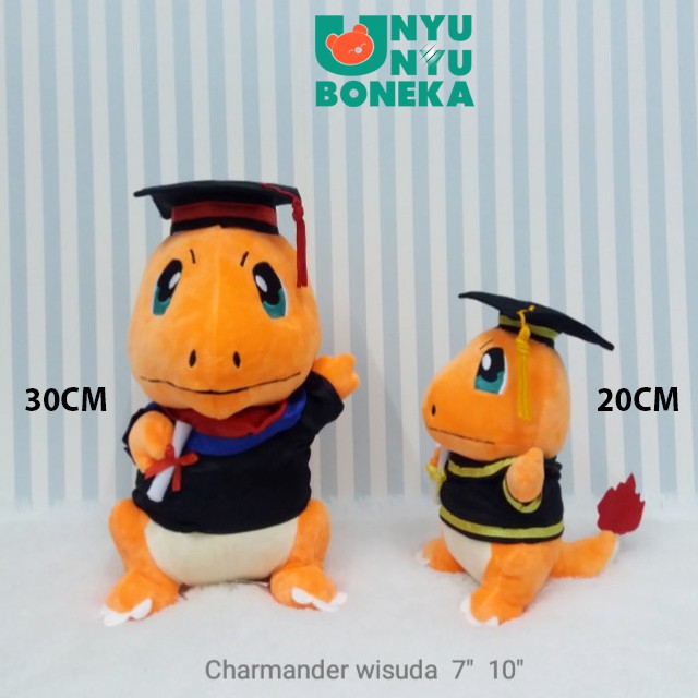 Boneka toga wisuda Charmander Pokemon graduation souvenir