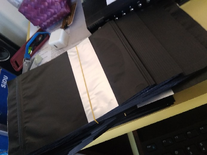 Kemasan Ukuran 16x24 Standing Pouch Window Metalized (isi 50pcs)