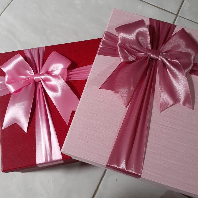 

Premium Product!!! Kotak Kado Custom Warna Dan Ukuran Volume 3Kg - Paling Dicari