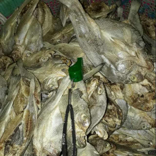 

Ikan asin kering 250gram