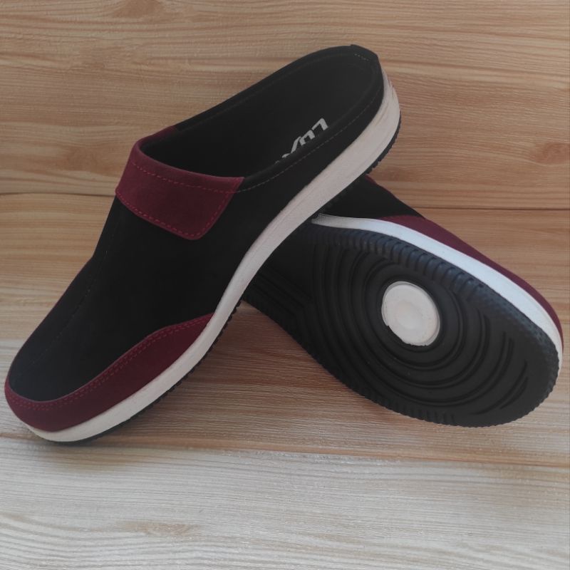 Bustong Pria Selop Slop Kulit Sintetis Premium Outsol Karet Sepatu Sendal Slip on Kerja Kantoran Suede