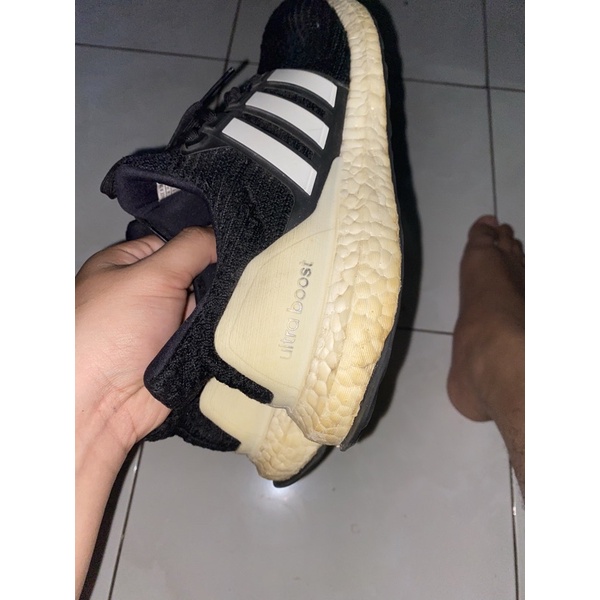 ADIDAS ULTRA BOOST SECOND