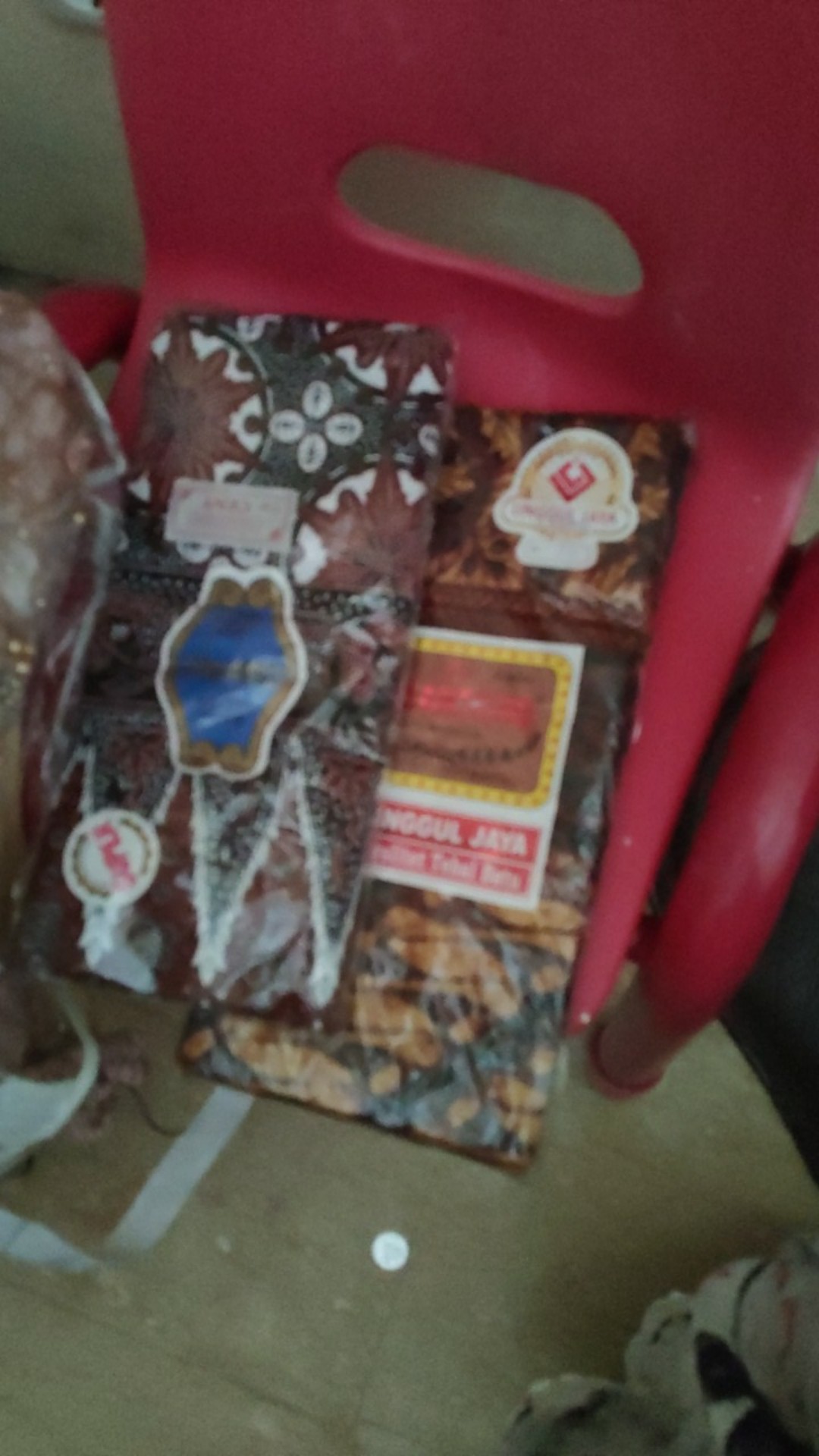 Kain Sarung Batik Wanita  Katun Solo Murah Premium Jarik Melahirkan Batik Katun Halus Santoso A