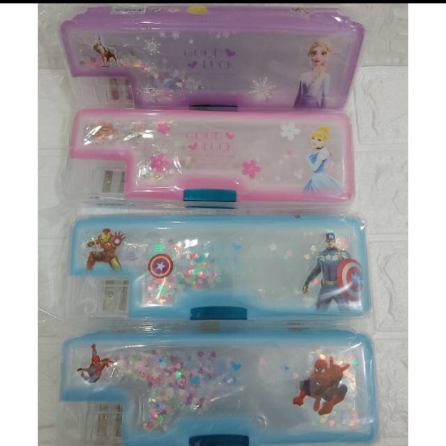 

Tempat pensil hologram air