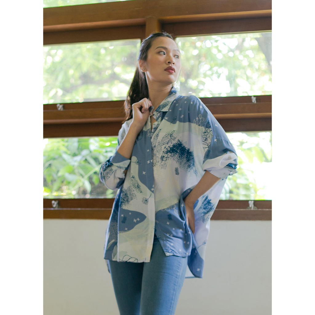 Ixora Meita Oversized Shirt - Kemeja Wanita Oversized