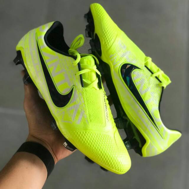Sepatu bola Nike Phantom Venom Elite Pro FG Volt