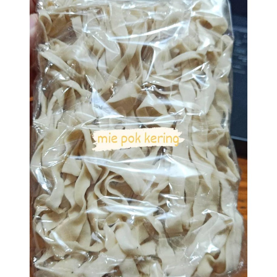 

MIE POK KERING/ MIE KWETIAU JUMBO 140 GRAM