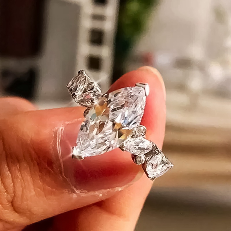 Fancyqube Perhiasan Cincin Batu Kristal Marquise Cz Model Simple Dan Elegan Untuk Wanita