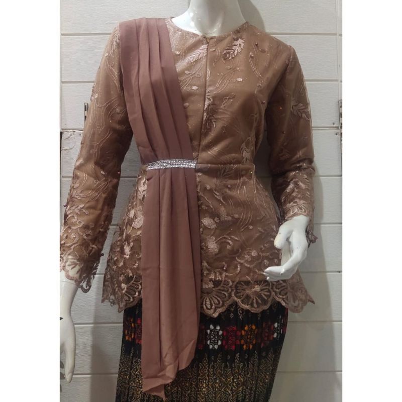 IndahKebaya | HANYA ATASAN / KEBAYA AURORA SELENDANG BROKAT TILLE MUTIARA / WISUDA / KARTINI / AKAD