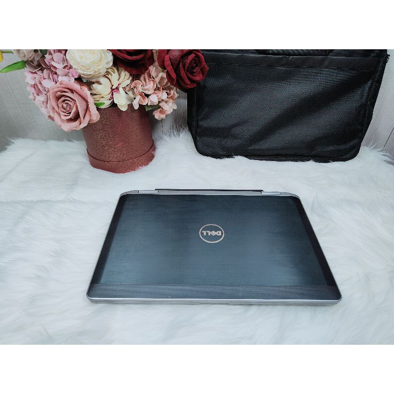 Laptop DELL Latitude E6330 Core i5 Gen 3 Ram 4 GB HDD 500 GB Bergaransi