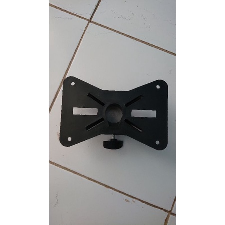 Dudukan speaker tatakan speaker tripod