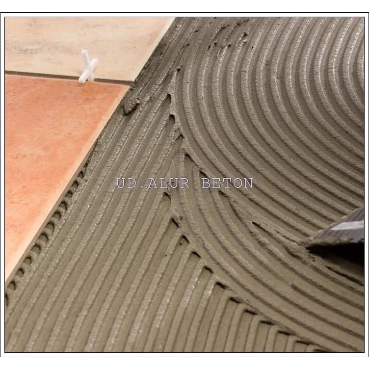 TROWEL KERAMIK / CETOK SEMEN BERGERIGI / CETOK SEMEN GERIGI PLAT BAJA SUPER