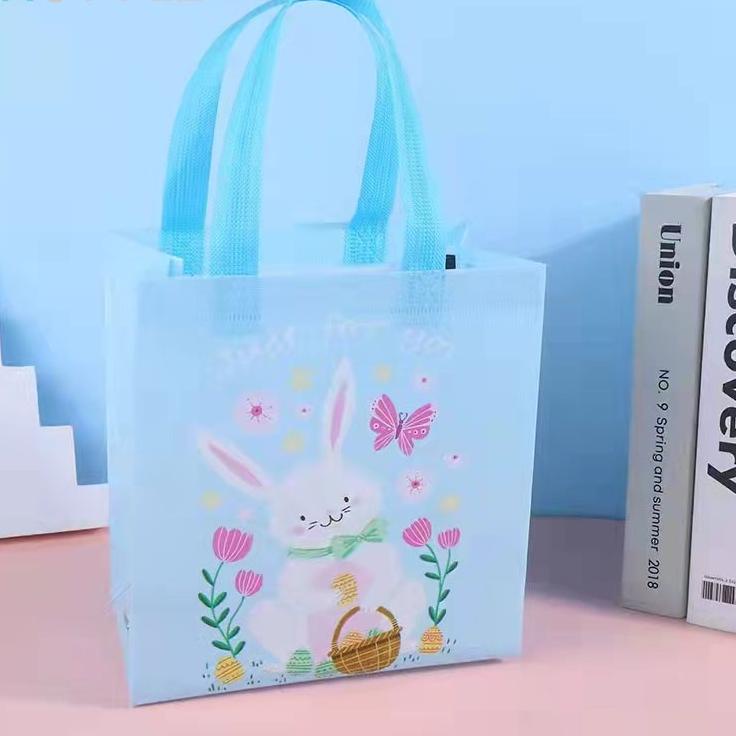 

Stok Banyak ZGP HAPPY TIME GOODIE BAG DX23 (1 LUSIN WARNA RANDOM) ANEKA GAMBAR KARAKTER LUCU ULANG TAHUN HAPPY BIRTHDAY TAS KARUNG PLASTIK SOUVENIR 89 Paling Popular