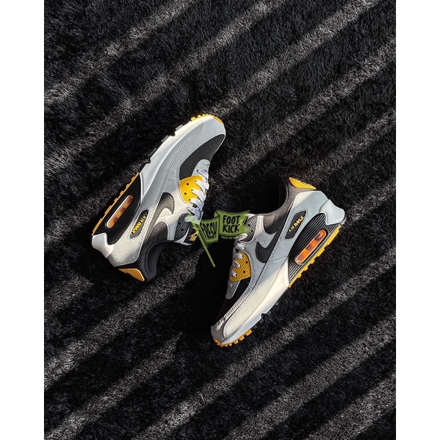 Nike Air Max 90 Batman