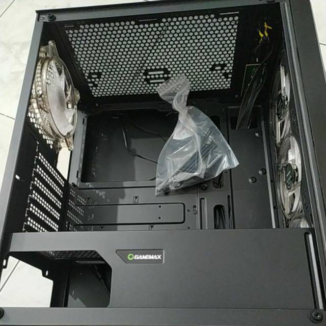 Gamemax Revolt ATX ARGB Gaming PC Case