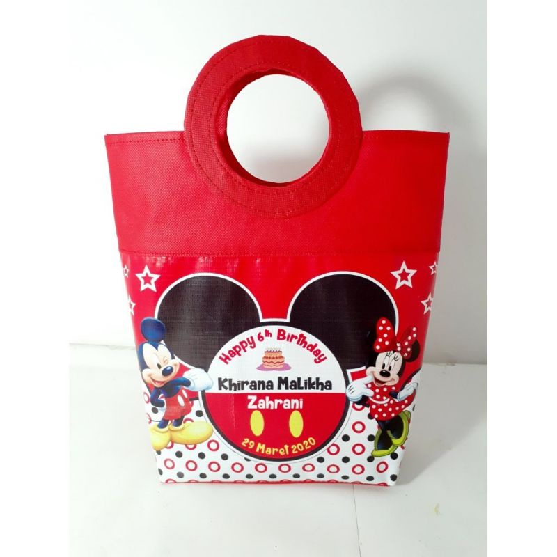 

Tas Ulang Tahun Pegangan Bulat Custom Tas Souvenir Murah