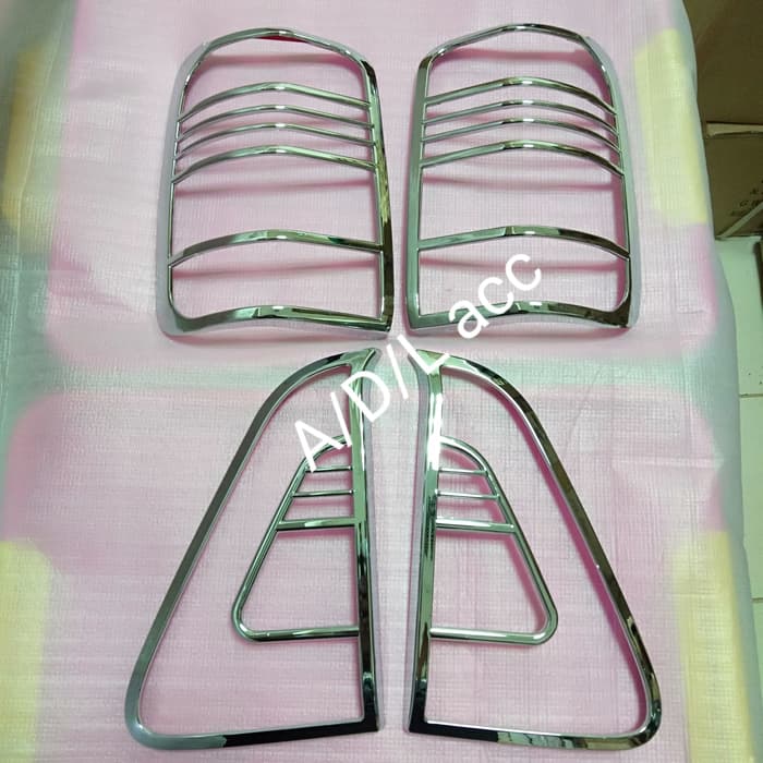 garnish cover pelindung lampu stop BELAKANG mobil toyota kijang new efi kapsul lgx 2003 2004 + segitiga hitam CHROME CROME
