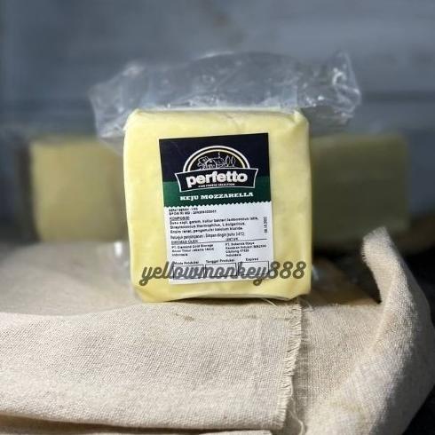 

(BISA COD) Keju Mozzarella PERFETTO 1Kg Mozarella cimol Corndog GRAB GOJEK ONLY DISKON Kode 1352