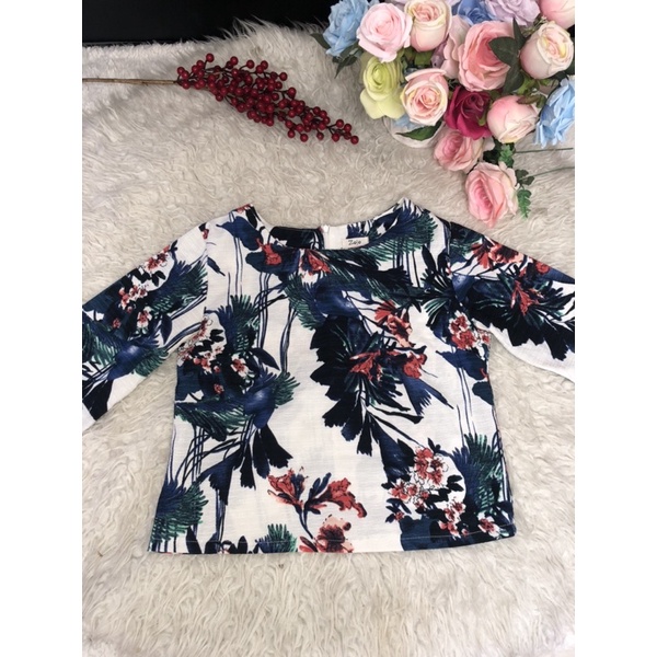 preloved baju bunga-bunga
