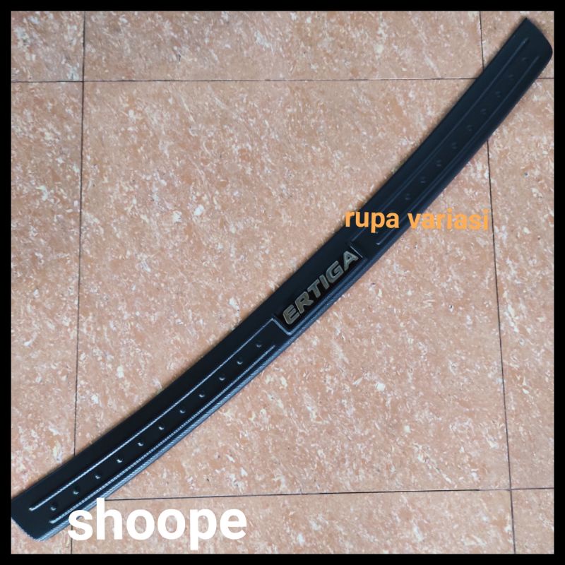 sill plate silplate belakang BAGASI SUZUKI ertiga 2011 sampai 2017 2012 2013 2014 2015 2016 2017 PLASTIK HITAM abs tempel