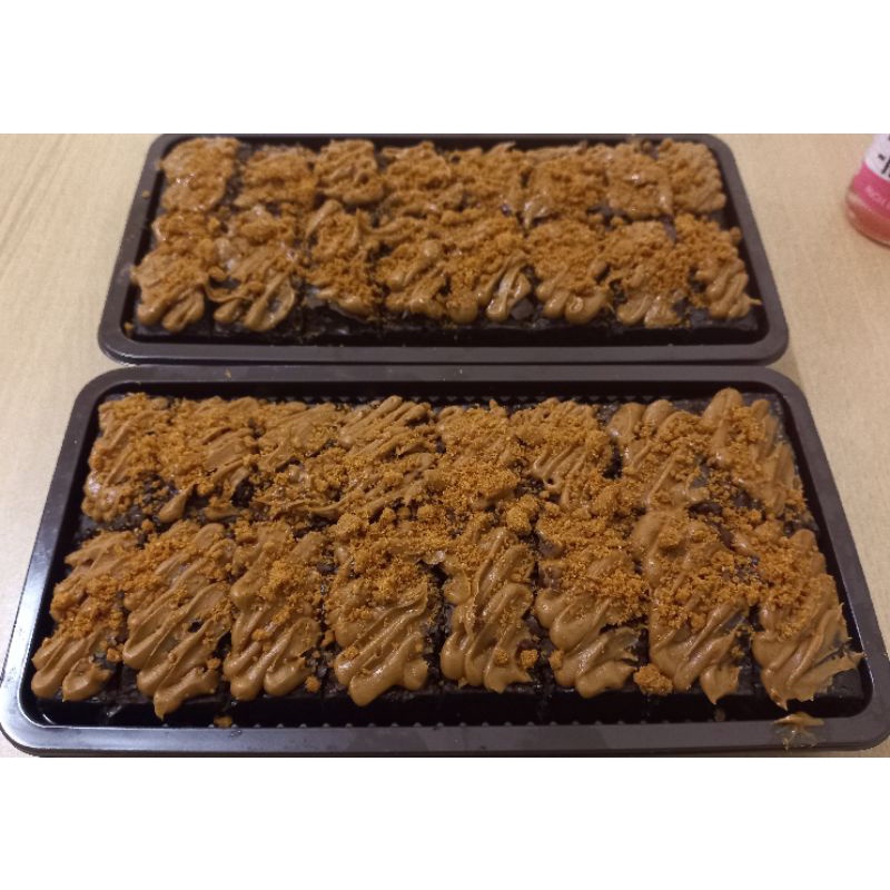 

fudgy brownies biscoff lotus