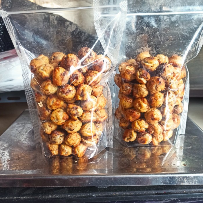 

Soes Kering Isi Coklat - 1 kg