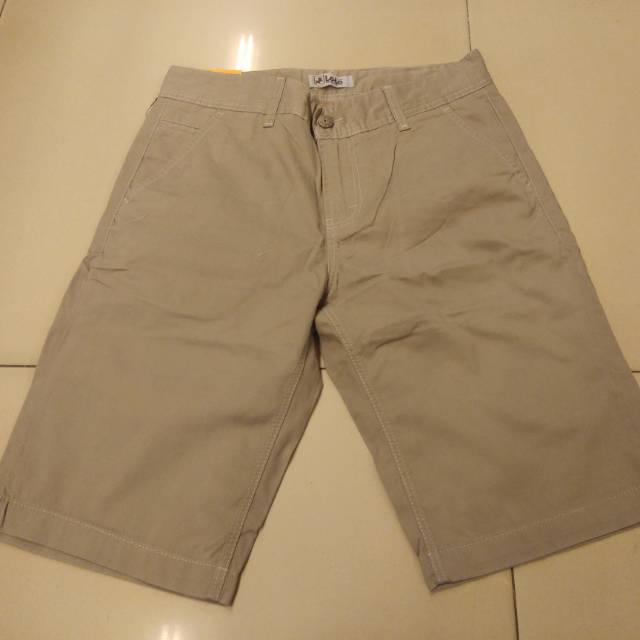 Celana Chinos Pendek Lois Original