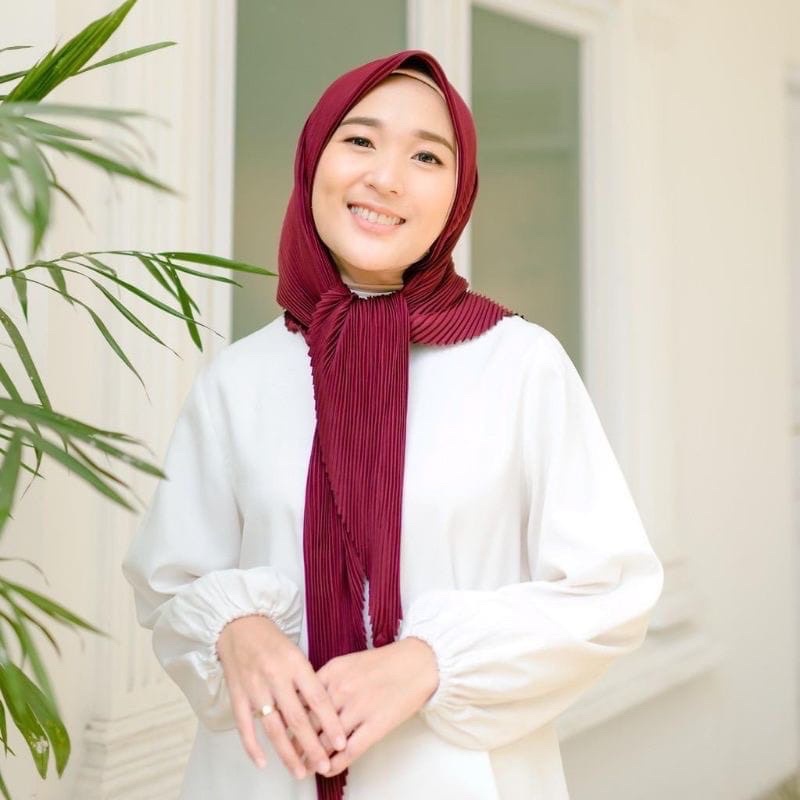 (KJI) HIJAB SEGI EMPAT CHANY PLISKET SQUARE POLYCOTTON