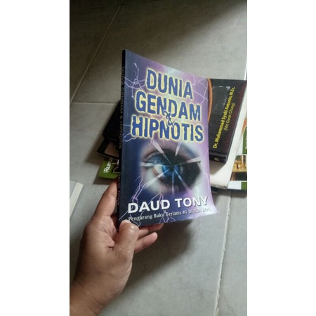Daud Tony-Buku Penjelasan Kejahatan Dunia Roh Tentang Gendam Dan Hipnotis